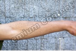 Forearm Man White Average